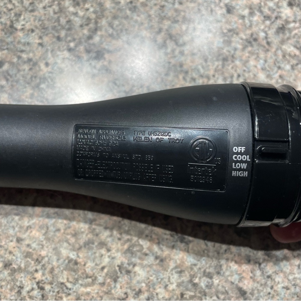 Revlon Hair Dryer Brush - Picture 4 of 6